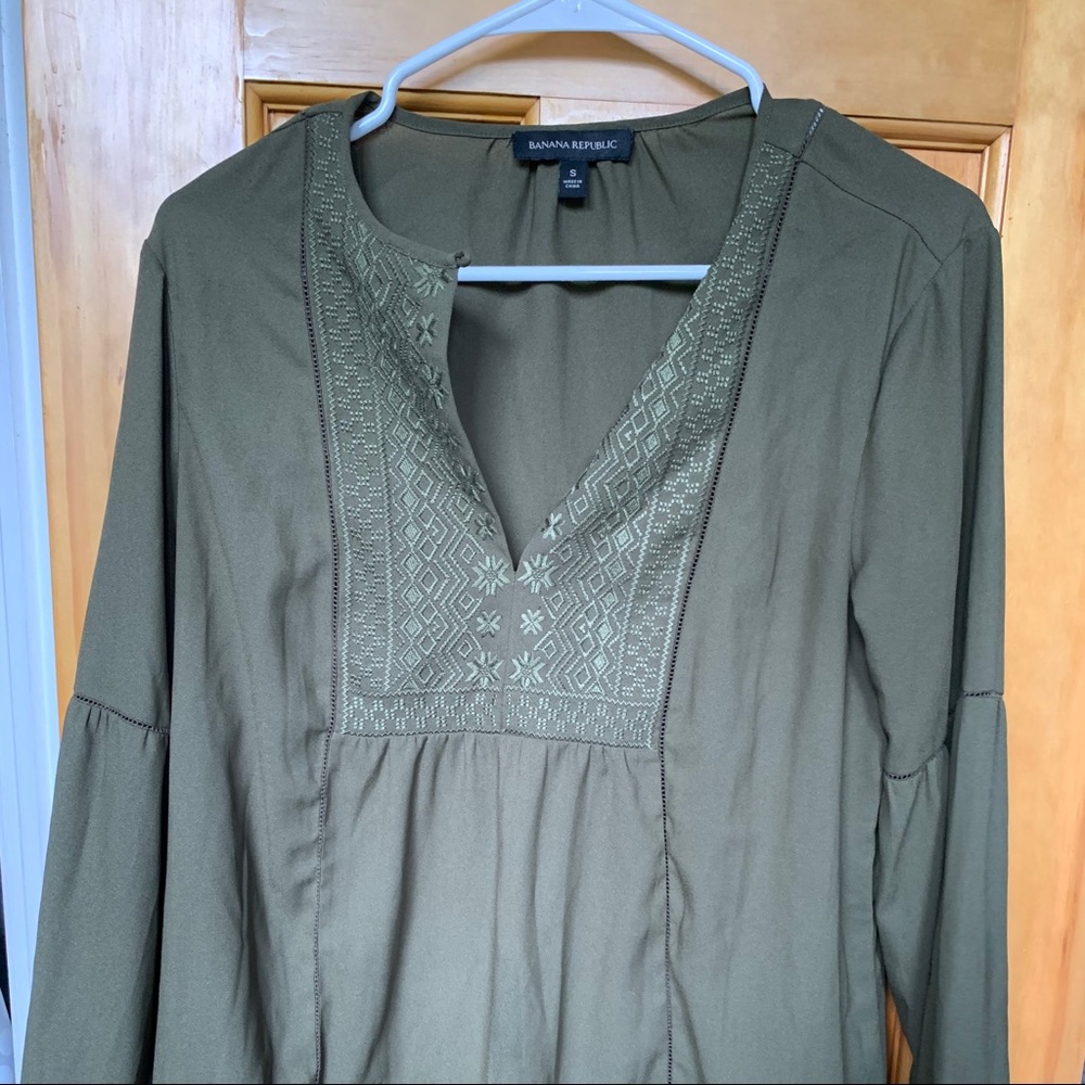 Banana Republic Army Green Peasant Blouse